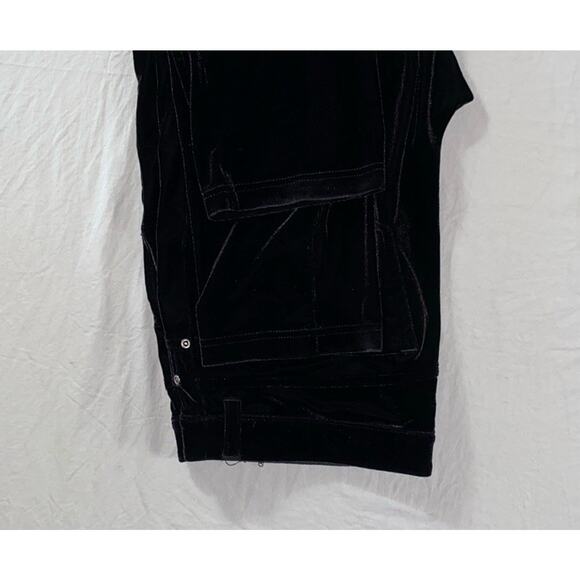 Chico's Tapered Velveteen Jean Style Jegging Pants. Black, Women's 2 (14)? Read. - Picture 4 of 9